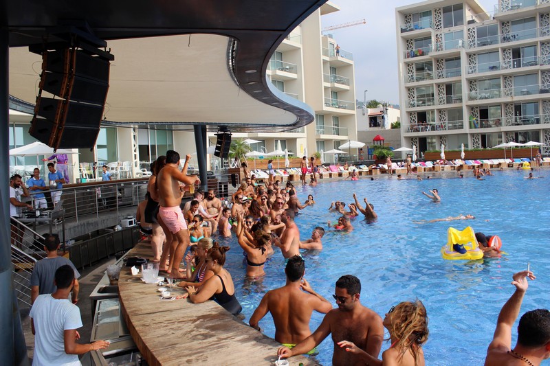 Sunday Pool Party at Whitelace